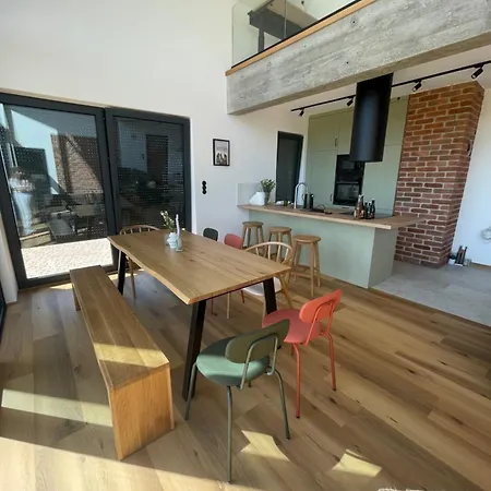 Rumiane Pola - Stodola Na Mazurach Z Widokiem Na Jezioro Apartment *