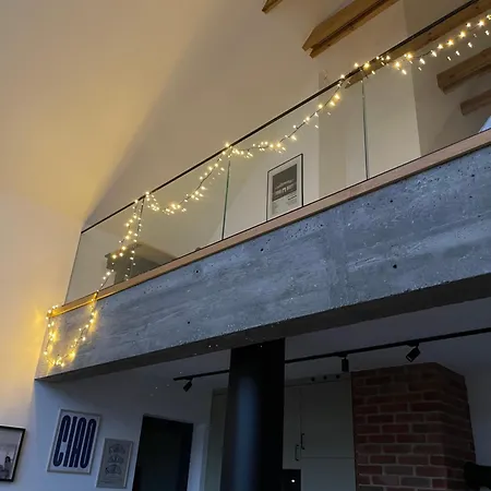 Rumiane Pola - Stodola Na Mazurach Z Widokiem Na Jezioro * Brajniki