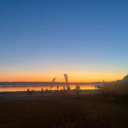 Rumiane Pola - Stodola Na Mazurach Z Widokiem Na Jezioro * Brajniki