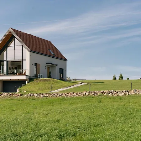 Rumiane Pola - Stodola Na Mazurach Z Widokiem Na Jezioro Apartment Brajniki