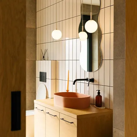 Rumiane Pola - Stodola Na Mazurach Z Widokiem Na Jezioro *