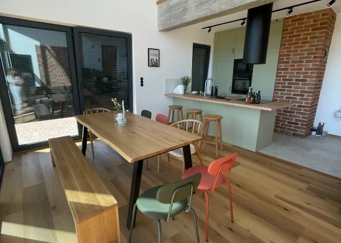 Rumiane Pola - Stodola Na Mazurach Z Widokiem Na Jezioro Апартаменты *