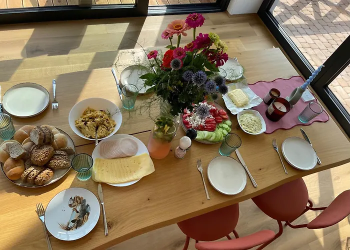 Rumiane Pola - Stodola Na Mazurach Z Widokiem Na Jezioro Brajniki