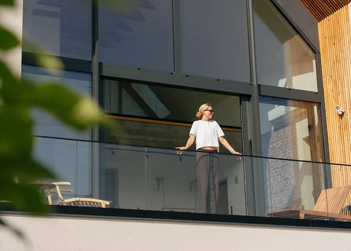 Rumiane Pola - Stodola Na Mazurach Z Widokiem Na Jezioro * Brajniki