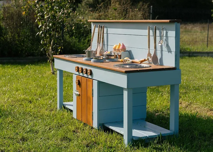 Rumiane Pola - Stodola Na Mazurach Z Widokiem Na Jezioro Brajniki